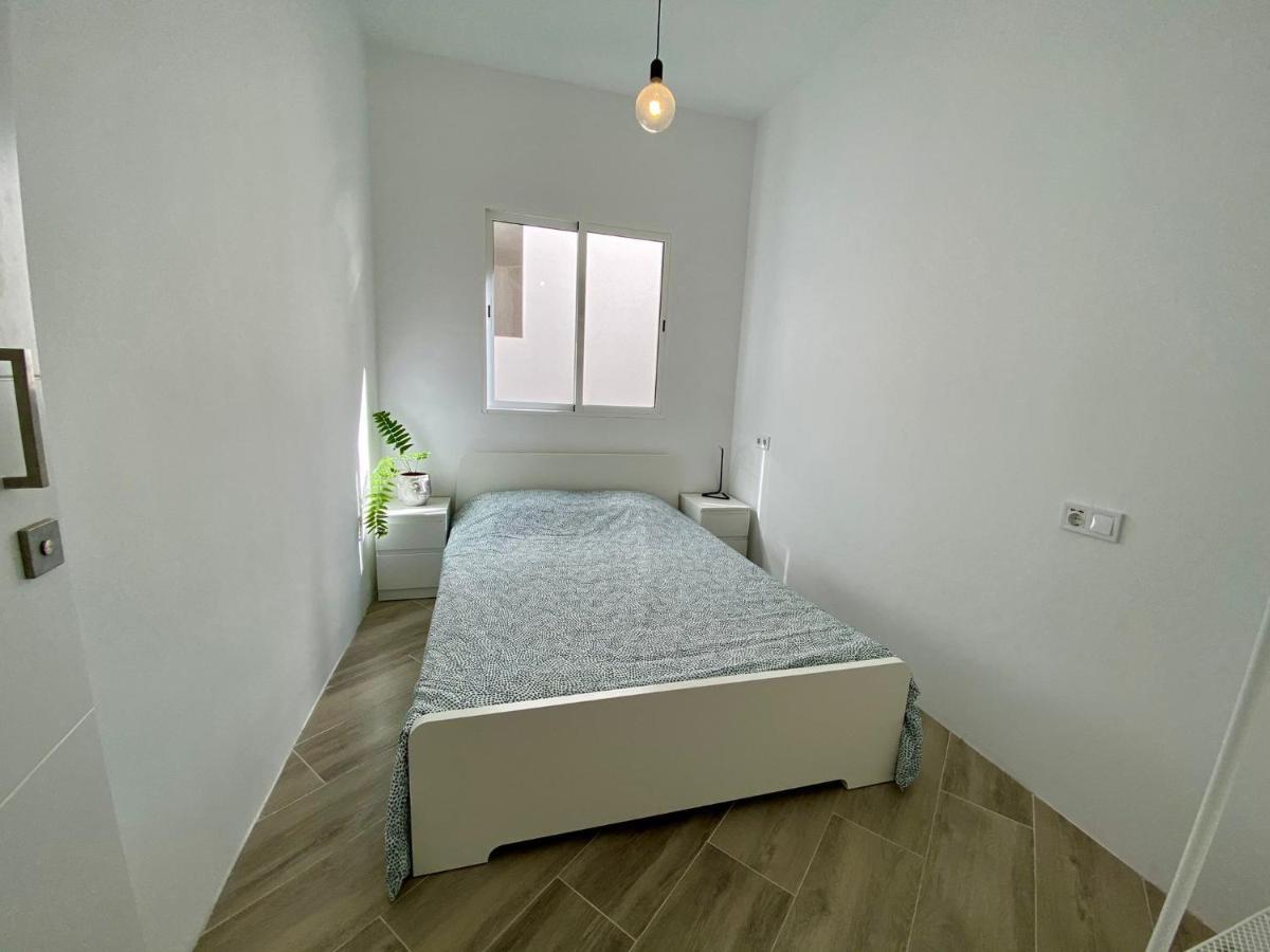 Room With Private Bathroom - Vivienda Vacacional Out Of Blue سانتا كروث ذي لا بال المظهر الخارجي الصورة