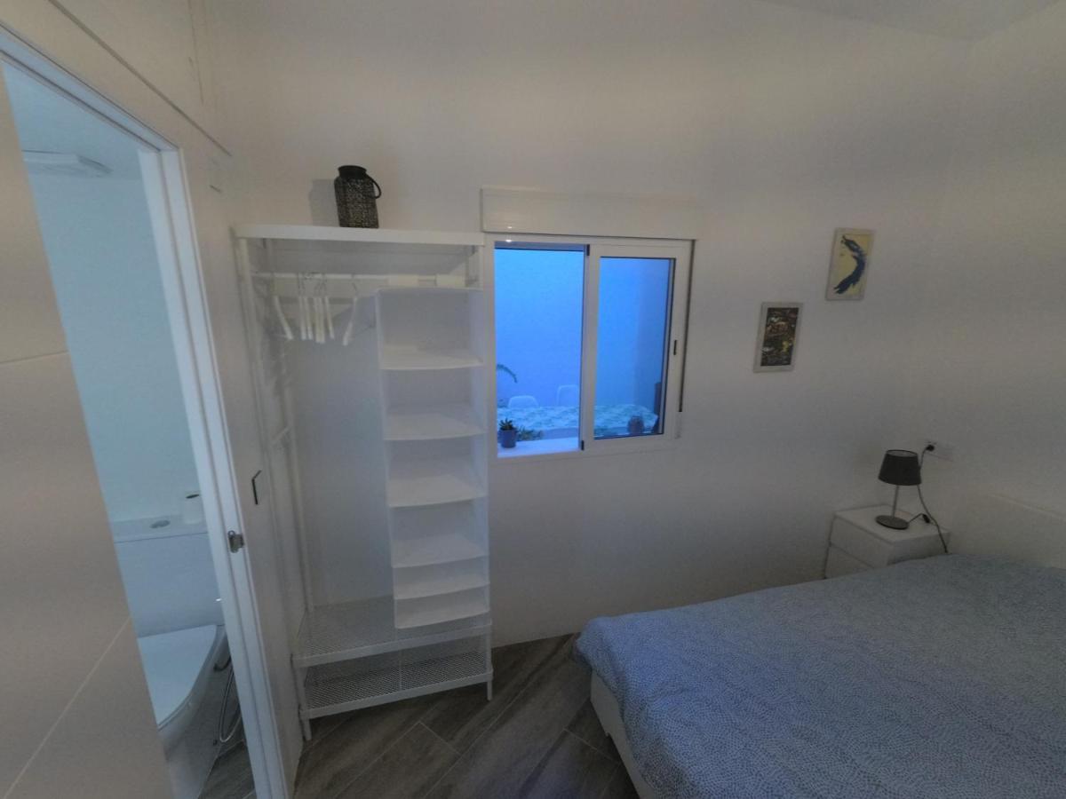 Room With Private Bathroom - Vivienda Vacacional Out Of Blue سانتا كروث ذي لا بال المظهر الخارجي الصورة