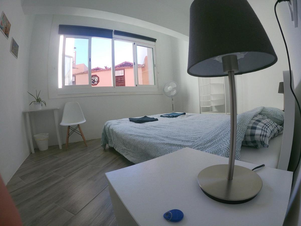 Room With Private Bathroom - Vivienda Vacacional Out Of Blue سانتا كروث ذي لا بال المظهر الخارجي الصورة