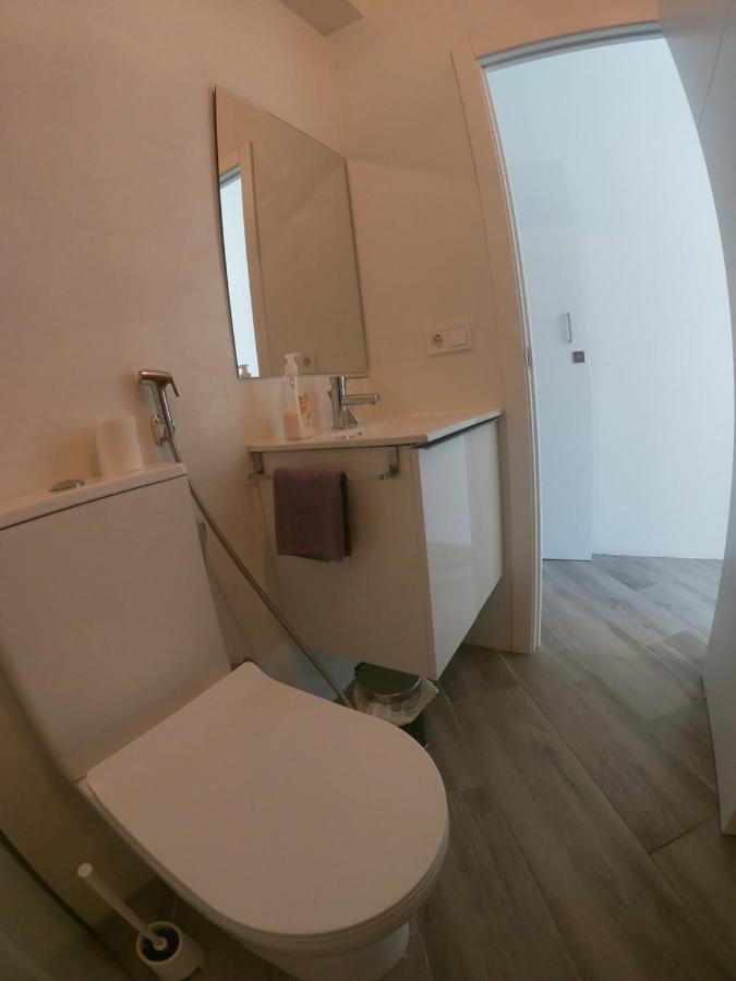 Room With Private Bathroom - Vivienda Vacacional Out Of Blue سانتا كروث ذي لا بال المظهر الخارجي الصورة