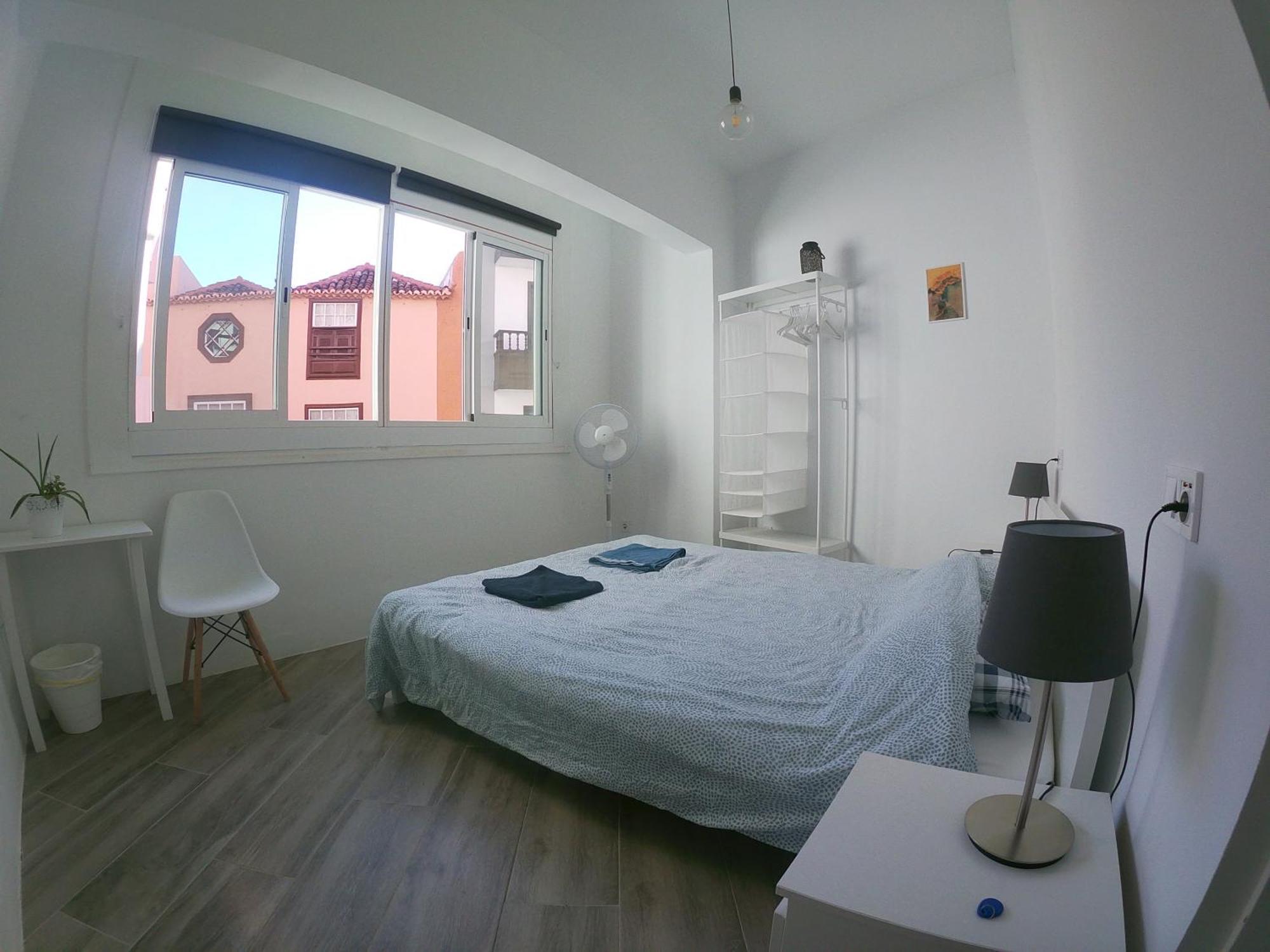 Room With Private Bathroom - Vivienda Vacacional Out Of Blue سانتا كروث ذي لا بال المظهر الخارجي الصورة