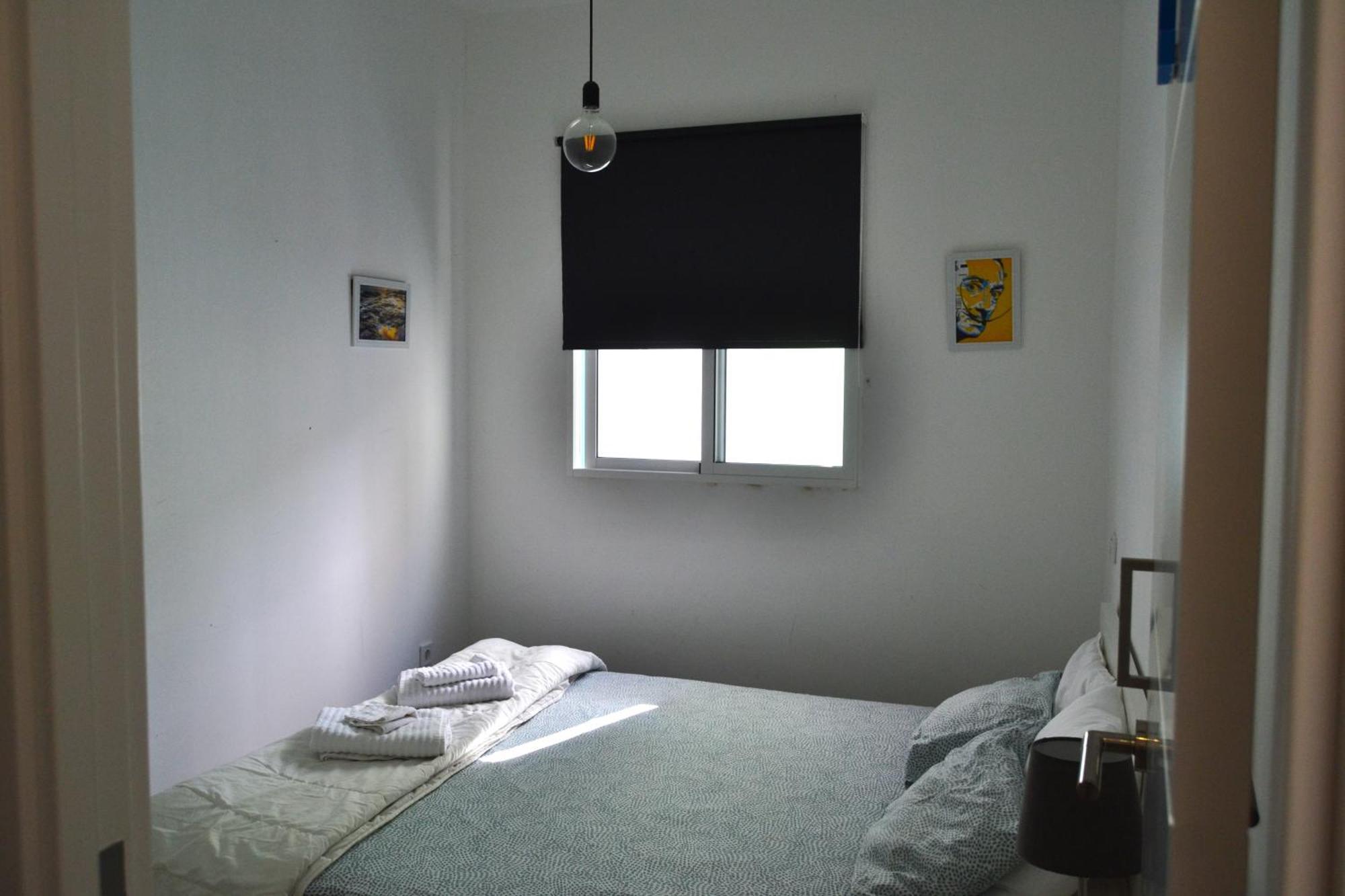 Room With Private Bathroom - Vivienda Vacacional Out Of Blue سانتا كروث ذي لا بال المظهر الخارجي الصورة